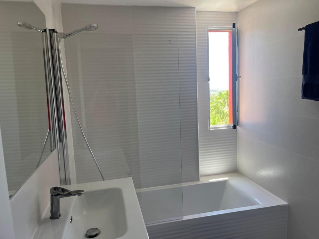 Apartment Vith Amazing View In Minerva Benalmadena Bagian luar foto